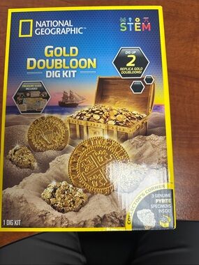 National Geographic Gold Doubloon Dig Kit - Blue & Yellow Packaging